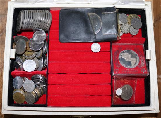 Qty of coinage & paper money